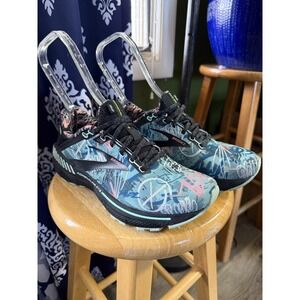 Brooks Adrenaline GTS 22 Women's Size 8.5 B (Medium) Running Shoes Flamingo